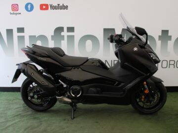 Yamaha TMAX 560 TECH MAX – 2024